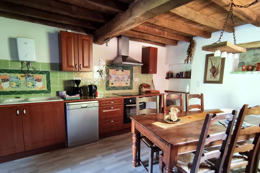 in Sarraguzan mit Privatem Pool - foto 29