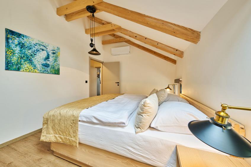 Luxury Mountain Attic with AC & Netflix - foto 28