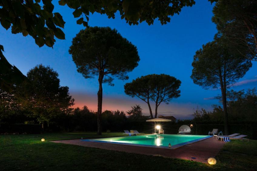 Villa mit Garten und privatem Pool - foto 44