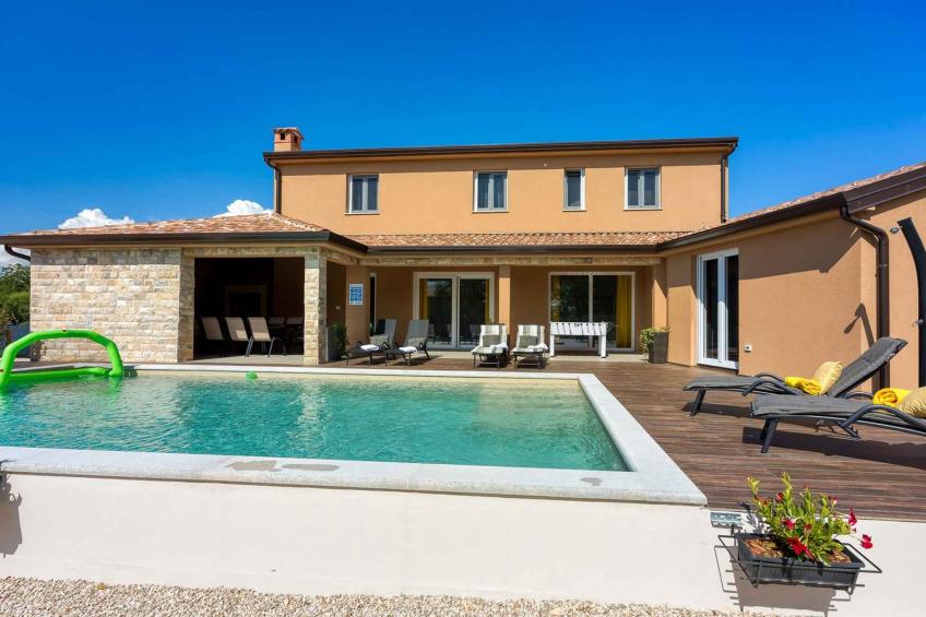 Villa met zwembad en airconditioning - BF-GWGG3 - foto 4