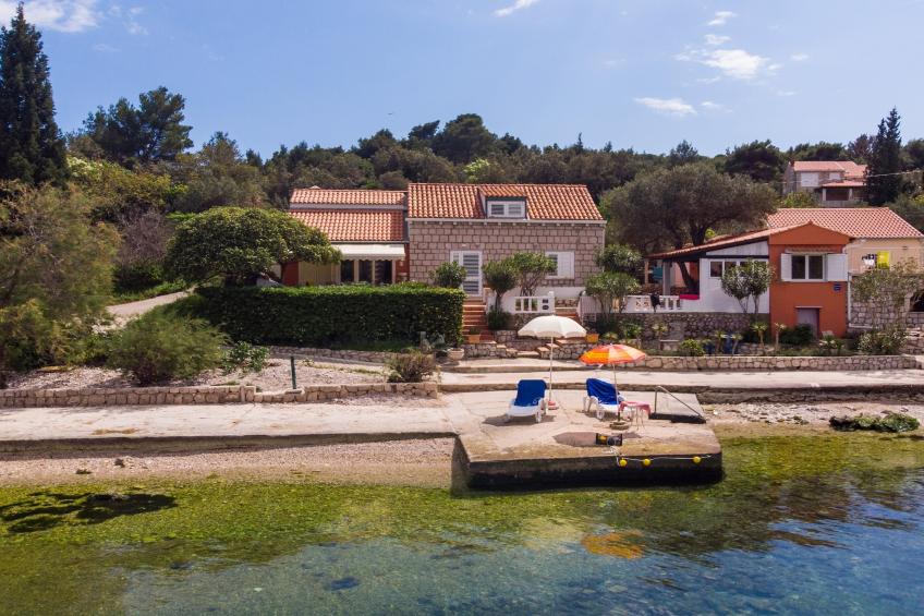 Seaside Studio - Studio Apartment with Private Beach and Sea View - foto 32