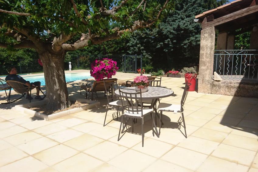 Haus auf dem Land in ruhiger Lage mit privatem Pool - foto 8