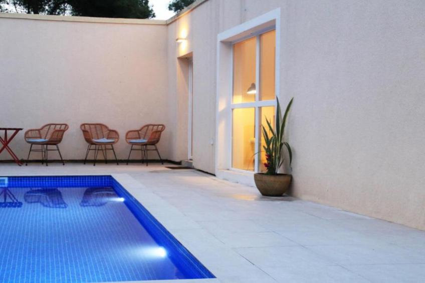 House Leta Cozy Hideaway with Pool - Four Bedroom Holiday Home with Pool - foto 22