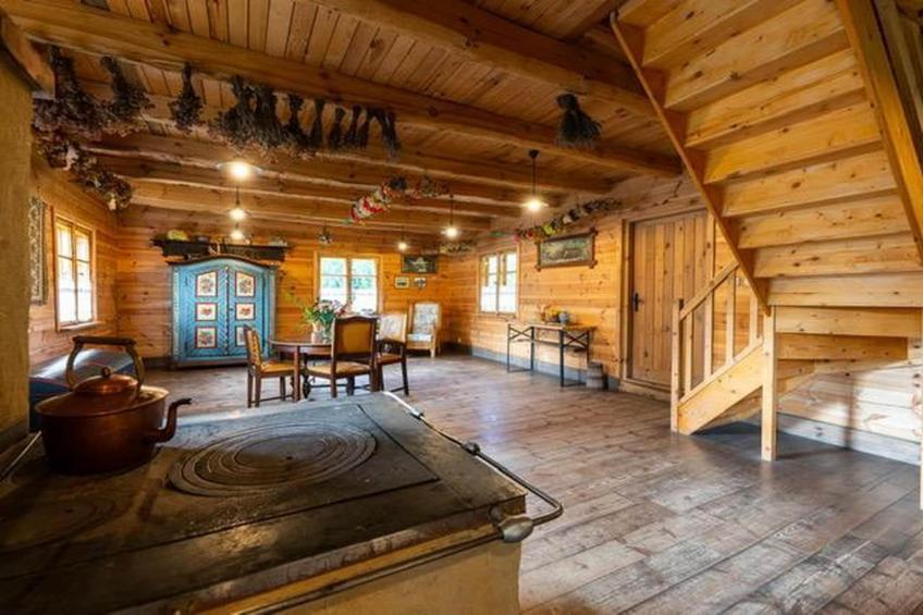 Dom przy drodze Skansen dla 10 osób Bełczna - foto 17