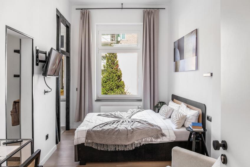 Modern Stay Standard Studio