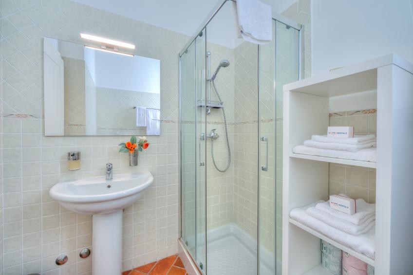 Volo Di Gabbiani Pied Dans L' Eau - foto 6