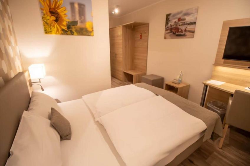 Wolfsburg Fallersleben Double Room - foto 6