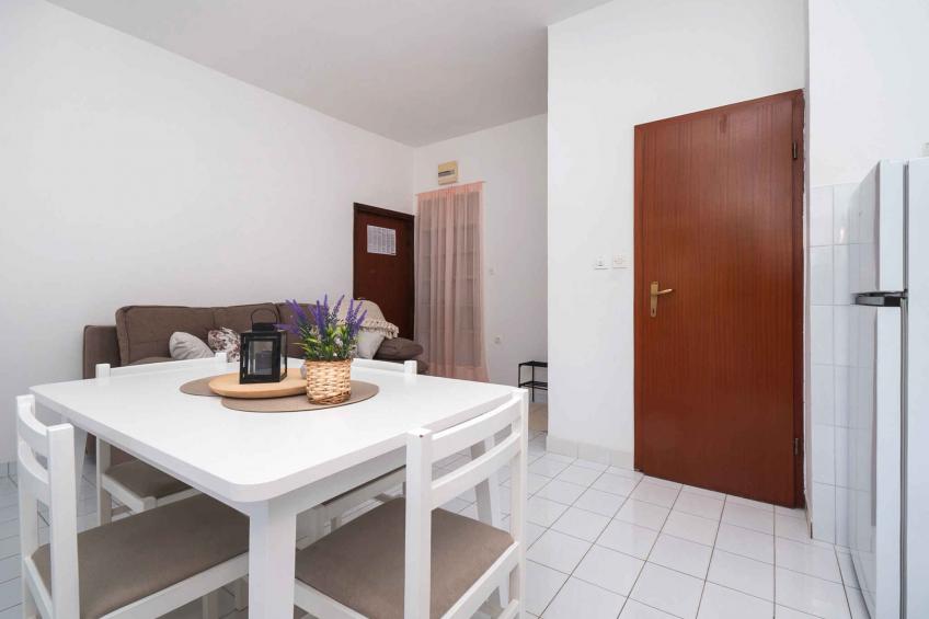 Holiday home with terrace and pool of 40m2 - BF-PY2YZ - foto 40