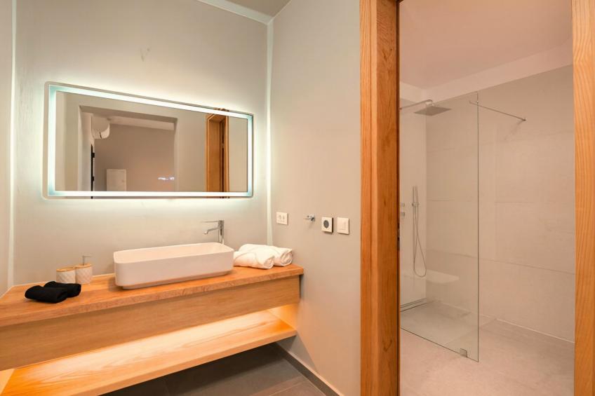 Vista Blue Villa mit Unendlichkeitsblick - foto 26