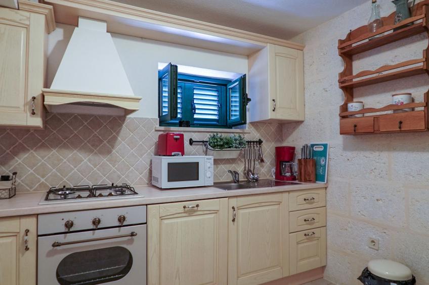 in Zagvozd mit Privatem Pool - foto 10