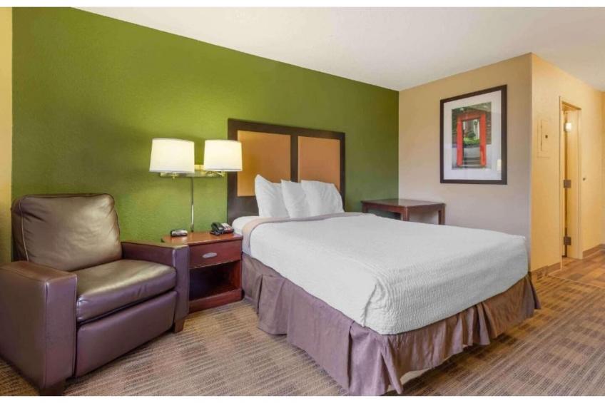 1 King Bed | Suite, Nsmk, Kitchen, Sofa-Bed - foto 25