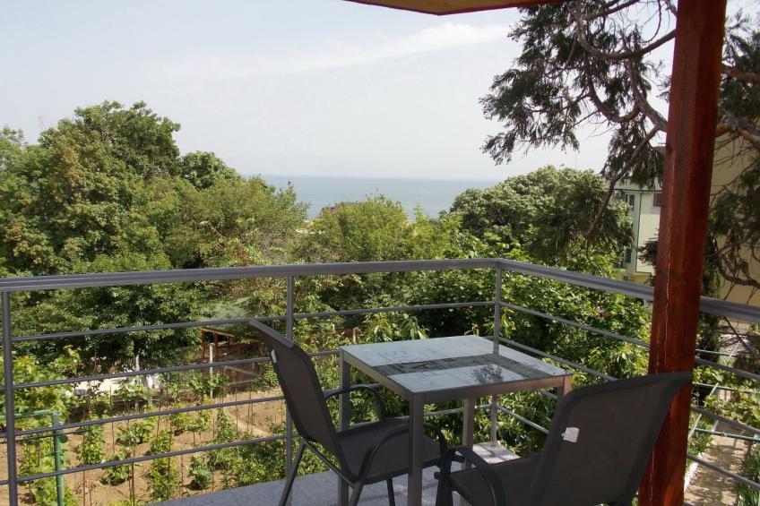 mit Blick auf das Wasser - foto 2