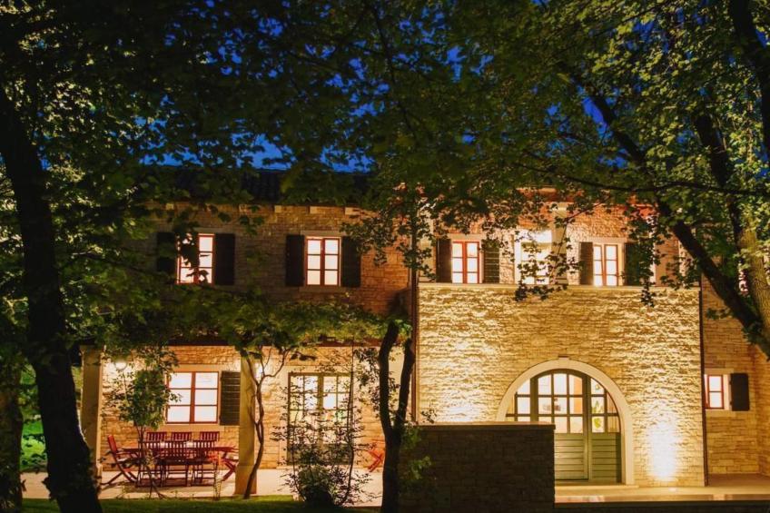 Luxusvilla mit Garten und Pool sowie herrlicher Aussicht - foto 28