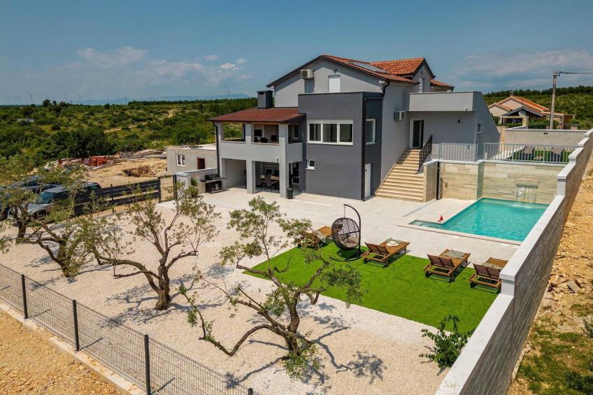 Villa Pezer with heated pool & sauna - foto 8