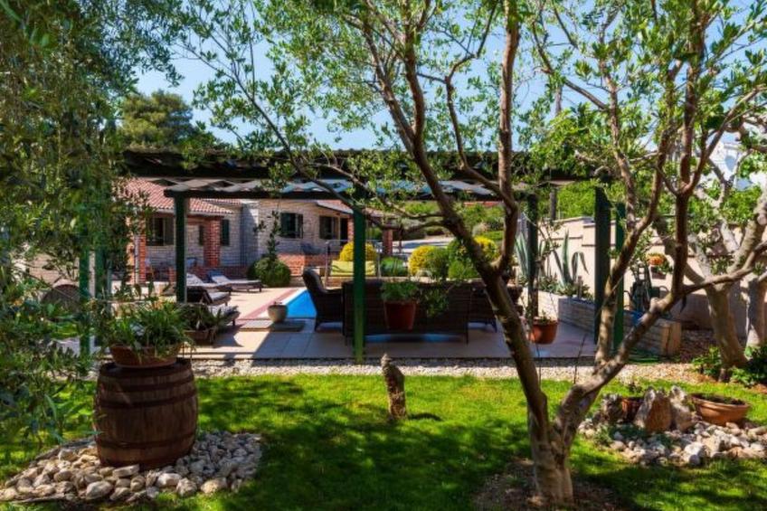 Stone villa Tea with pool - foto 30