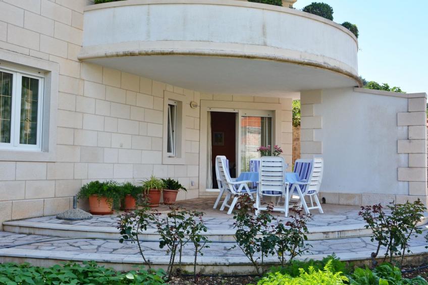 "Mladinic A1" mit Terrasse