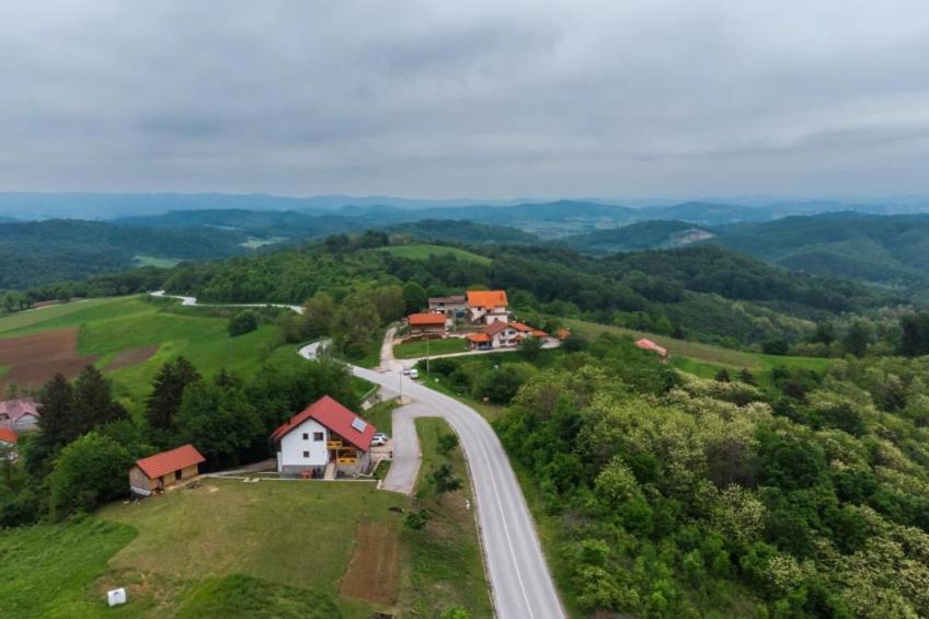 Three-Bedroom Apartment - foto 28