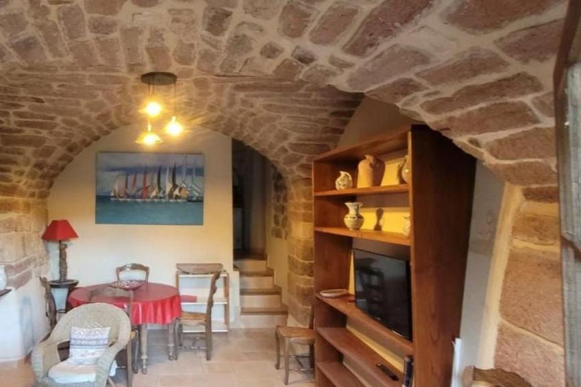 Steinhaus und Freischwimmbad, 4 Betten, 2SZ - foto 6