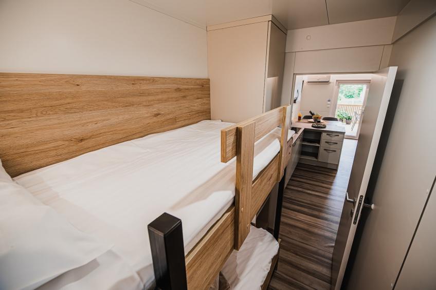Lake Serenity Premium Mobile Homes with Thermal Riviera Tickets - Three Bedroom Mobile Home 15\/024 - foto 14