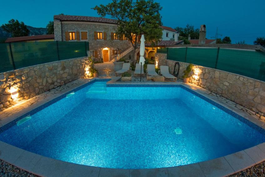 für 5 Personen und 1 Kind in Tribalj - foto 8