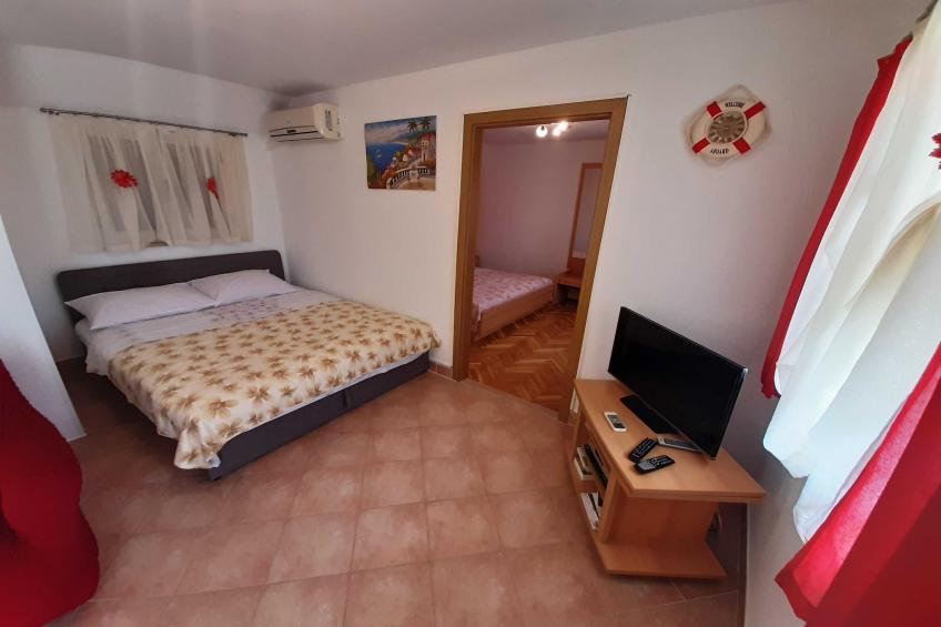 Cozy Apartments with Private Balcony Vinisce - Standard Two Bedroom Apartment (Owner I) - foto 7