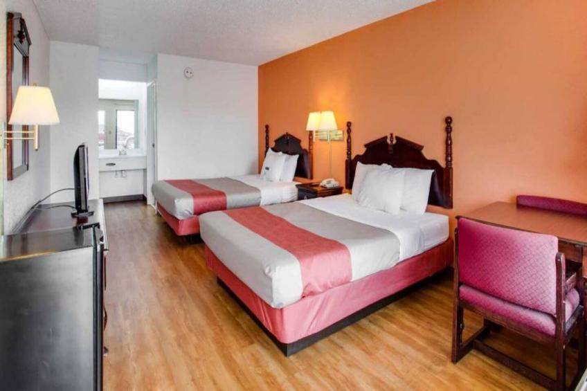 2 Queen Beds  Non-Smoking - foto 3