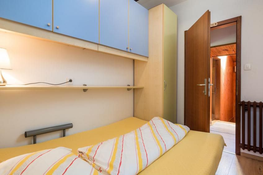 mit großem Garten und Pool - foto 29