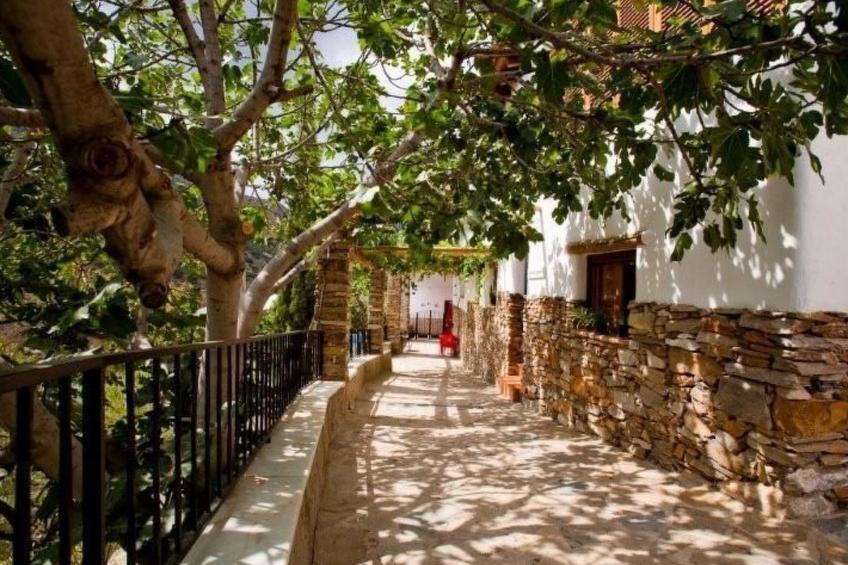 Haus mit integrierter Felswand und Jacuzzi - foto 15