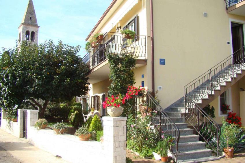 Vakantiewoning vlakbij het strand met terras - BF-4BH45 - foto 2