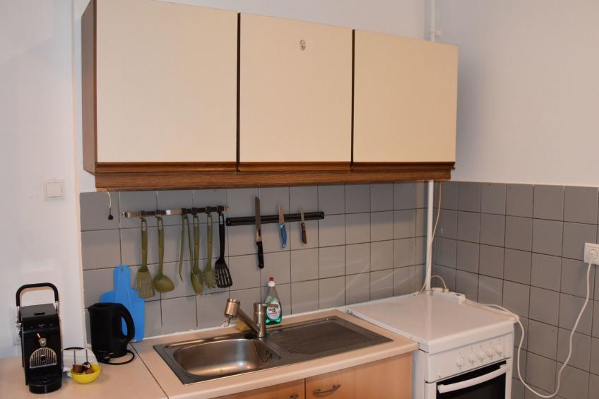 Charmante Wohnung in Fünfhaus mit Garten - foto 2