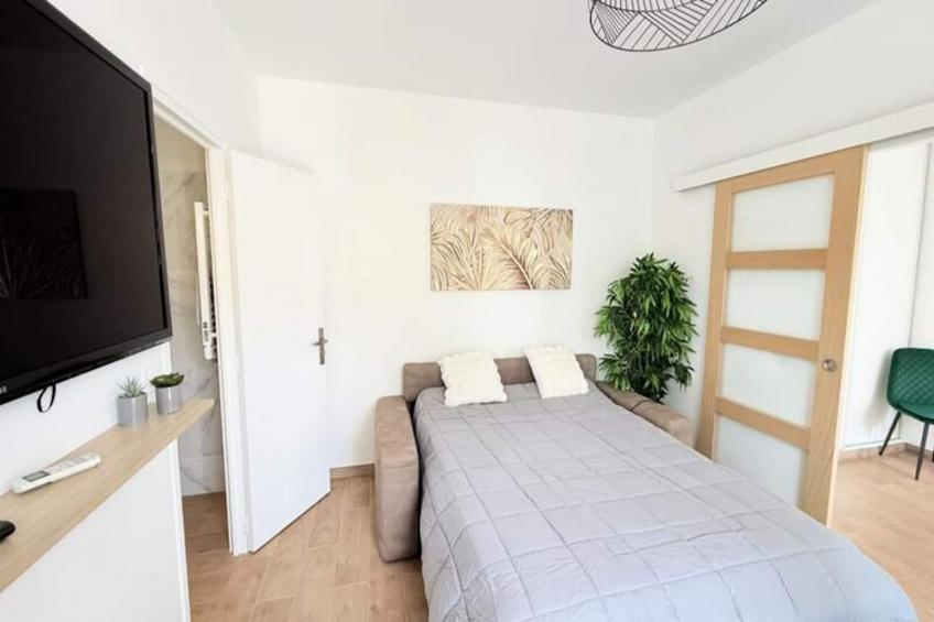 06cp - Beau T2 Super équipé Avec Terrasse - foto 20