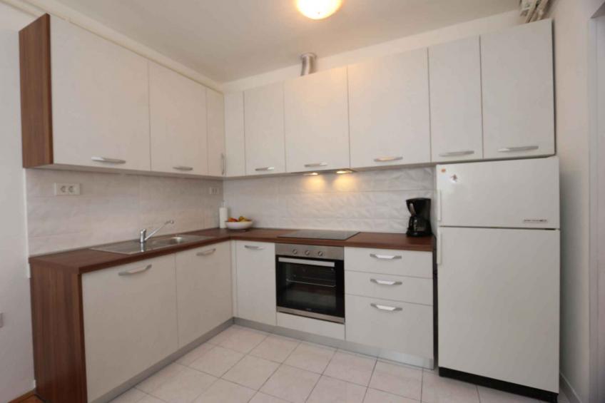 Holiday apartment with satellite TV and 10 sqm balcony - BF-FRJF - foto 10