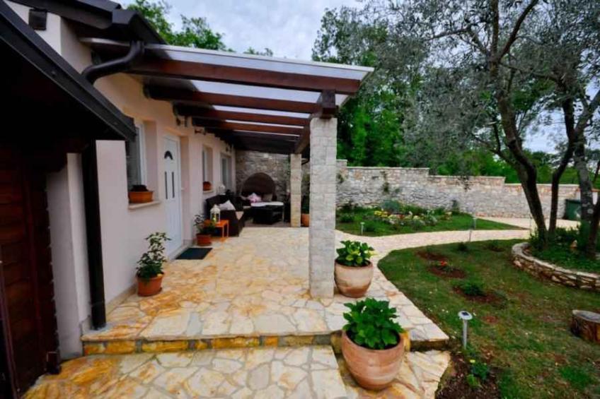 Bungalow mit Garten - BF-ZG49M - foto 3