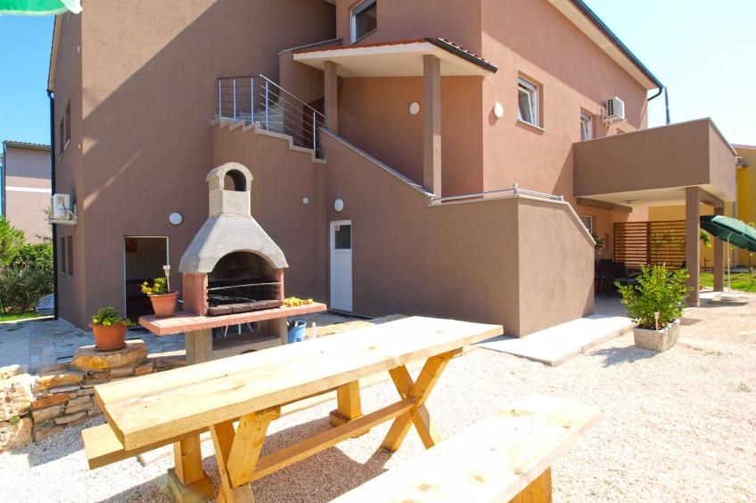 Ferienwohnung mit Garten zur gemeinsamen Nutzung und Kinderspielplatz - BF-GZXPG - foto 27