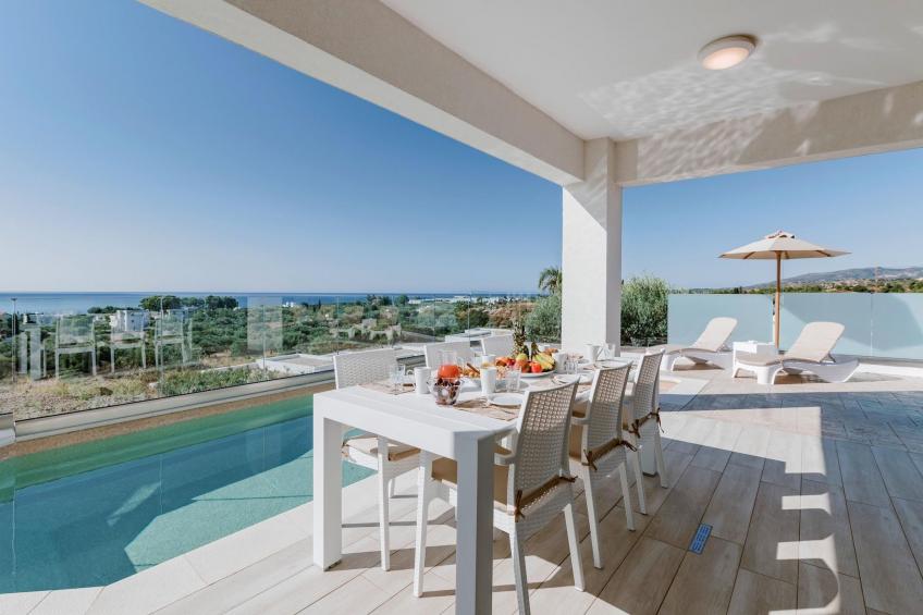 Schöne Villa Oriens in Gennadio