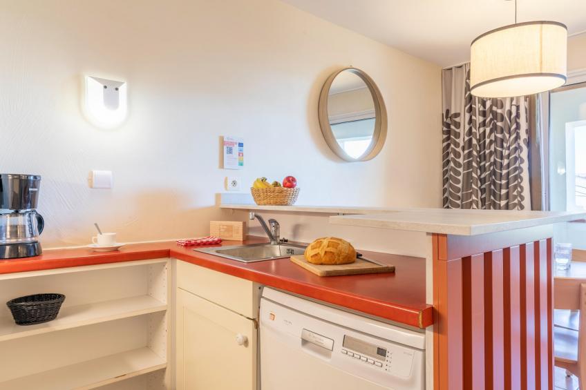 Pierre & Vacances Village Pont Royal en Provence Apartment 6 people - 1 bedroom + 1 sleeping alcove - Balcony or terrace - Air-conditioned - Renovated - foto 13