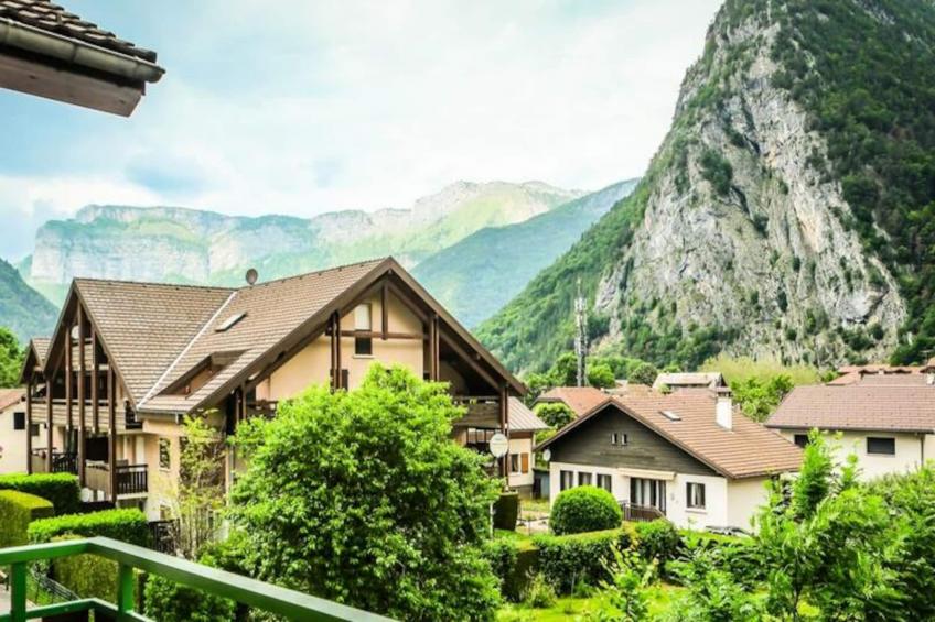 Slow Chalet Thônes: Lac & Montagne -15 Min Ski - Ascenseur, Balcon, Parking - foto 3