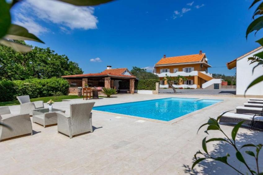 Peaceful Murvica Villa Pool, Garden, and Modern Comfort - Two Bedroom Holiday Home with Private Pool - foto 30