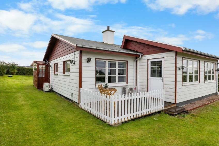 "Elline" - 200m from the sea