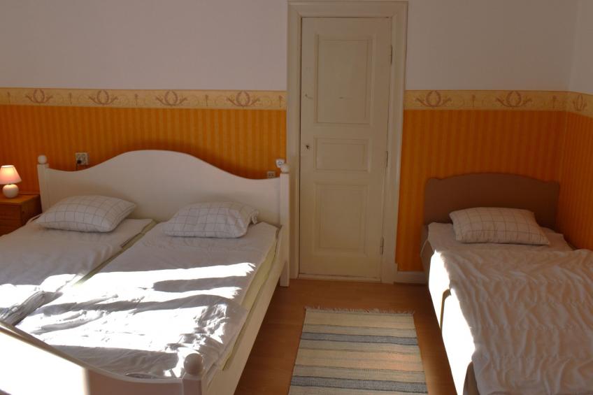 Typisch schwedisches Ferienhaus mit Garten - foto 17