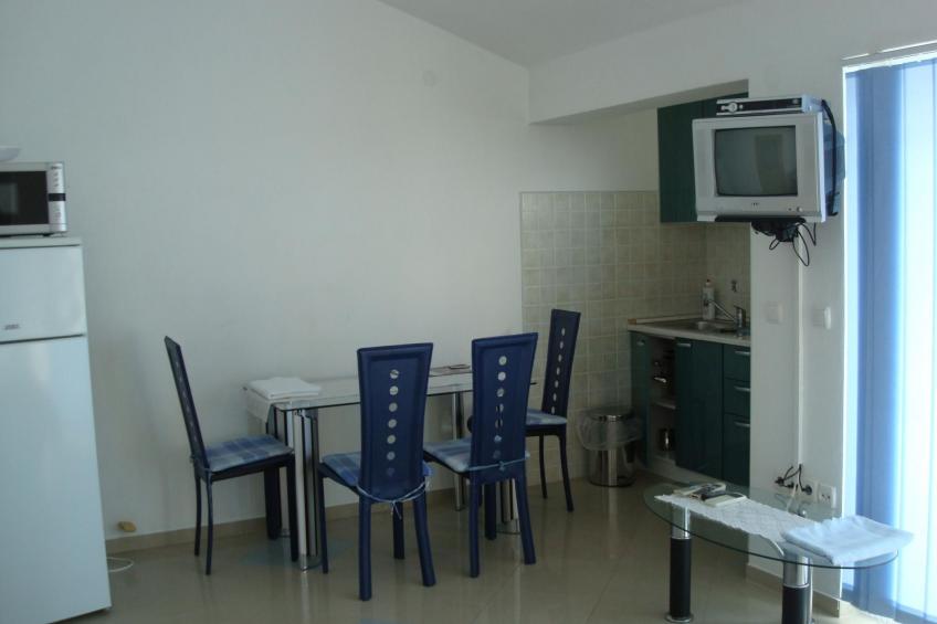 Appartement in Zečevo Rogozničko mit Großem Balkon - foto 6