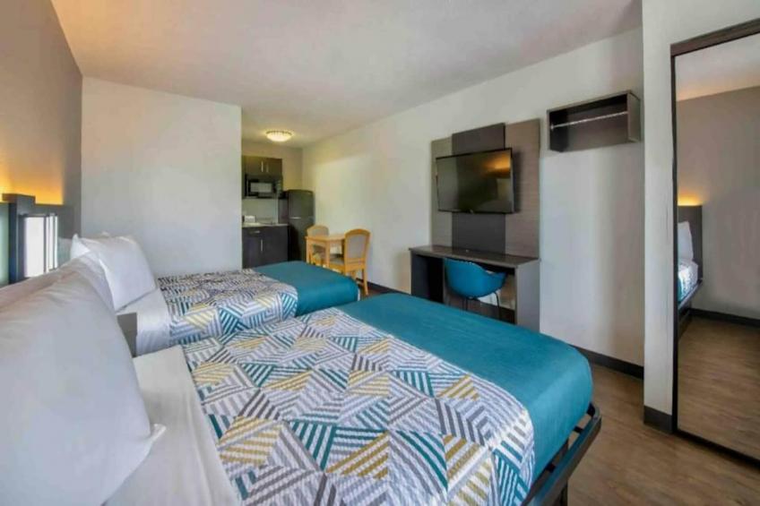 2 Full Beds  Non-Smoking - foto 13