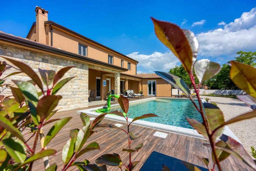 Villa met zwembad en airconditioning - BF-GWGG3 - foto 14