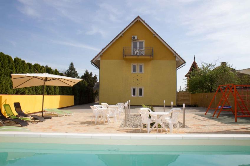 Holiday house in the town centre and near Lake Balaton - BF-X43B - foto 6