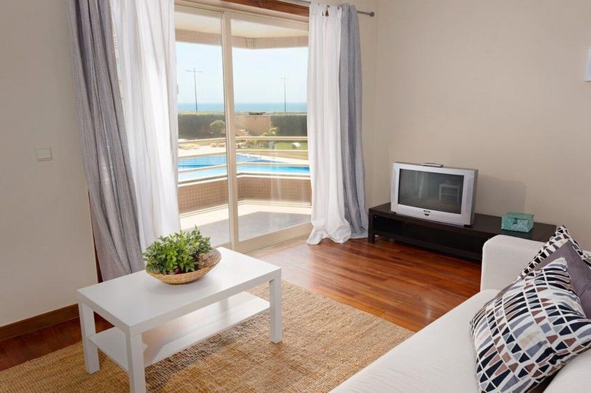 Meerblick First Line mit 2 Pools 3 - foto 12