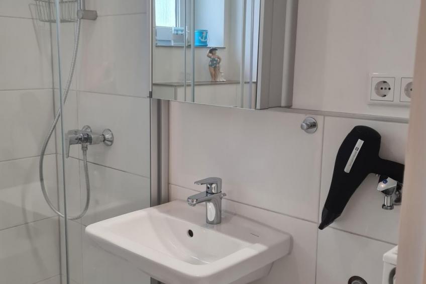 Zentrale, liebevoll eingerichtete Ferienwohnung - foto 13