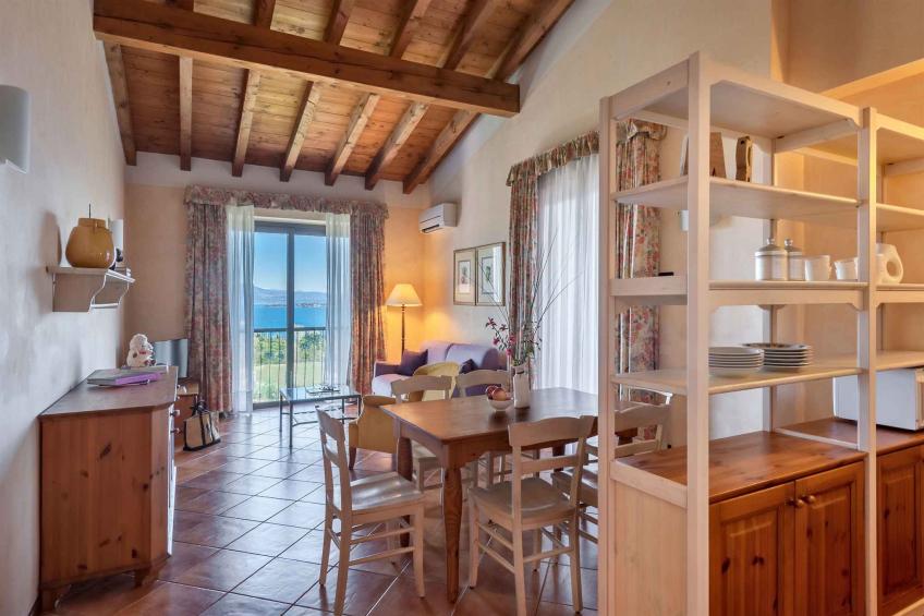 Holiday apartment with lake view, air conditioning, WiFi and pool - BF-VBDGJ - foto 5