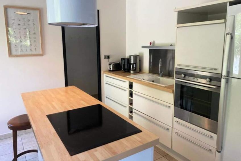 Belle Villa Avec Piscine Jacuzzi Et Vue Lac - foto 7