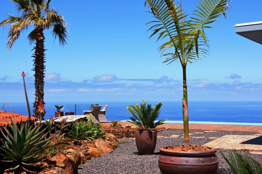 Moderne Architekten-Villa mit Infinity-Pool und Meerblick - foto 29