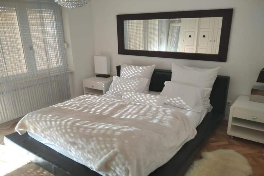 Holiday Home Dugo Selo M&A - Five Bedroom Holiday Home with Terrace - foto 9